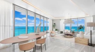 4 Bedrooms Condominium
